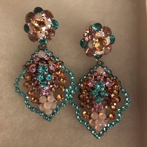 Custom made earring (pierced)